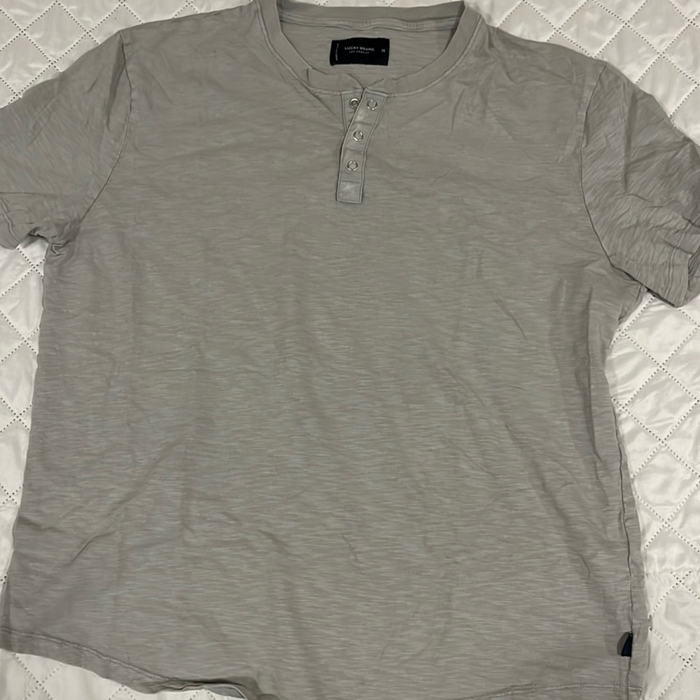 🤗Lucky brand grey/ green top size extra large